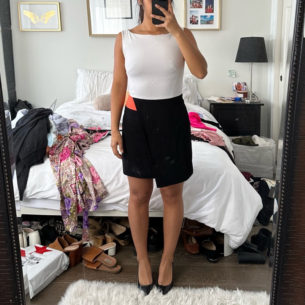 Bebe dress